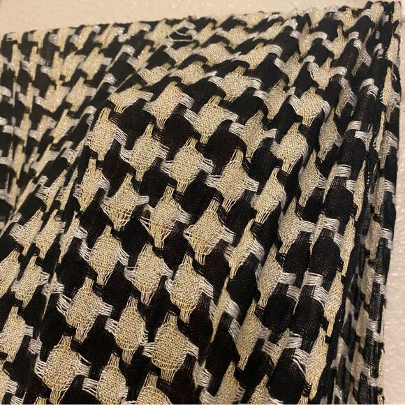 Black white metallic gold thread houndstooth lightweight Fringe Scarf 17x70 - Picture 6 of 7